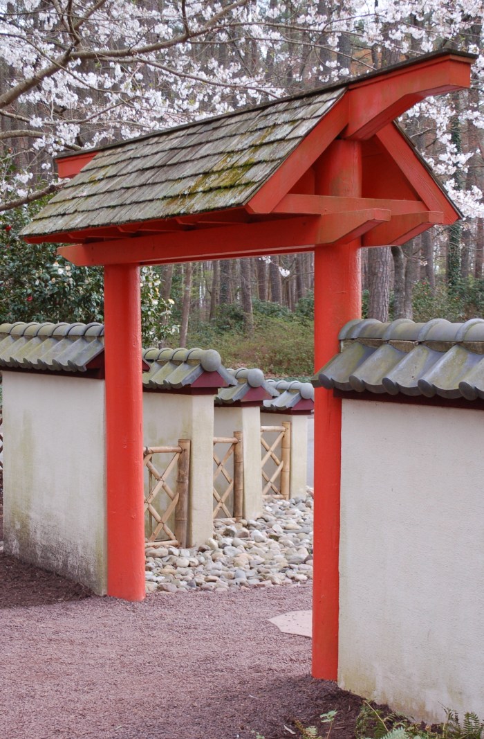 Miyazaki Gate DSC_1693